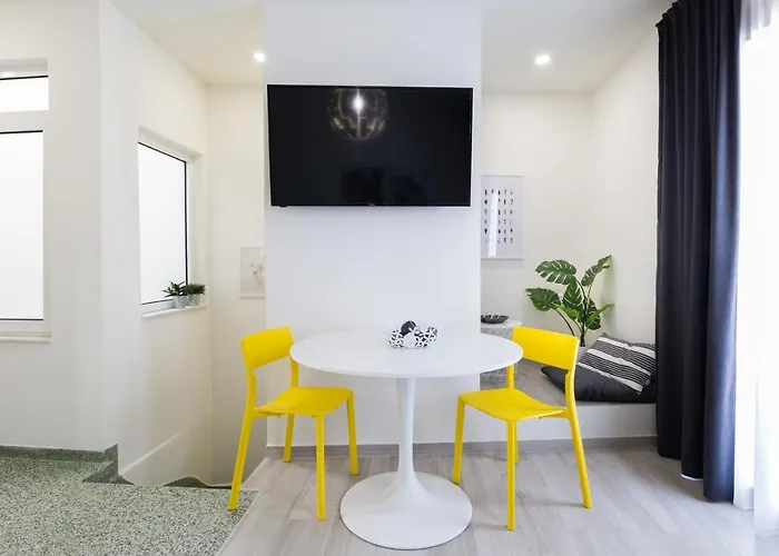 Effie's Cozy Old Town *