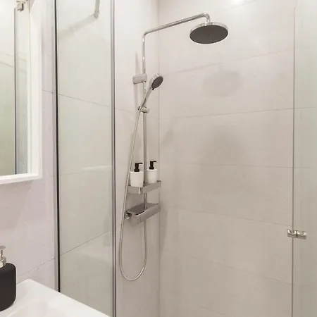 דירה Effie's Cozy Old Town העיירה רתימנו