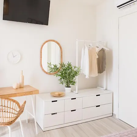 דירה Effie's Cozy Old Town העיירה רתימנו