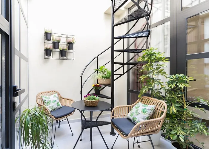 Апартаменты Effie's Cozy Old Town